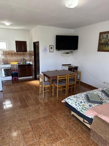 Apartments with parking space Novalja, Pag - 22963