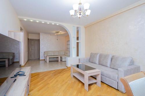 Posezení v ubytování 40 excellent three-room apartment in the center of Yerevan