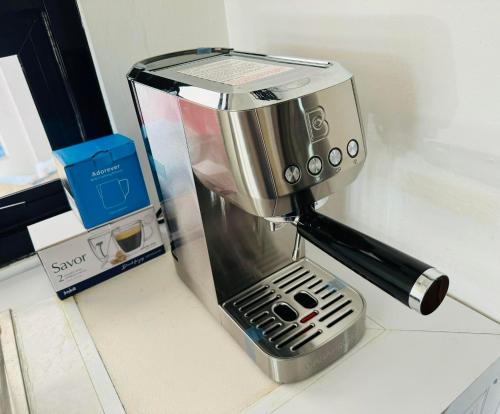 Amelia's Placeにあるコーヒーまたはお茶