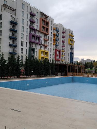 Bazén v ubytování Royal Stay nebo v jeho okolí