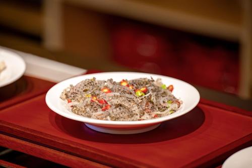 Φαγητό σε αυτό το ξενοδοχείο ή κάπου εκεί κοντά