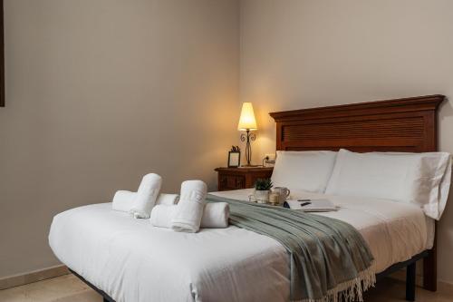 tuGuest Palacio de los Jerónimos Apartments
