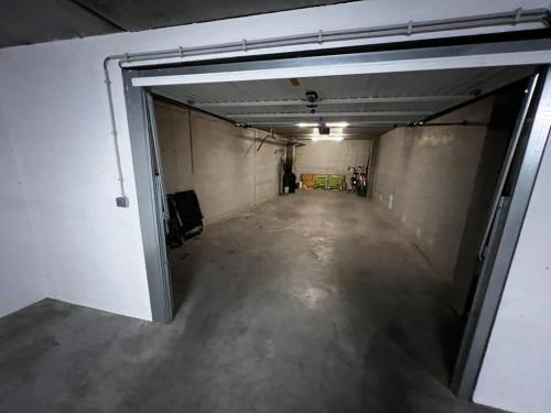 Imagen de la galería de Huswell - Bright apartment with parking near the beach, en Bredene