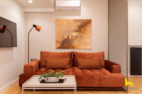 Urban Views, Modern Apartment In The Heart of Athens