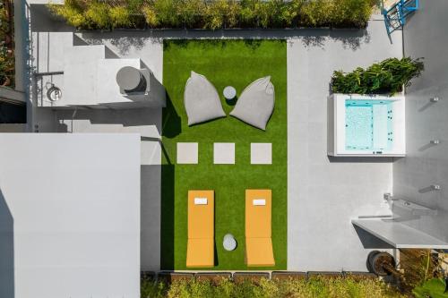 Penthouse with Magical Acropolis view from Balcony