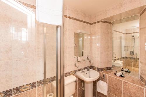 Ένα μπάνιο στο La Piette Hotel