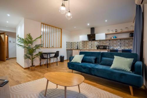 Photo de la galerie de l'établissement Atlas - Nova - Terrasse & Climatisation, à Avignon