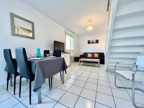 Photo de la galerie de l'établissement AU PETIT PÊCHEUR - Apt T2 bis avec vue courant, à Mimizan