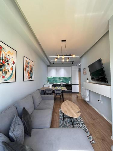 Posezení v ubytování Picasso Apartment Tirana