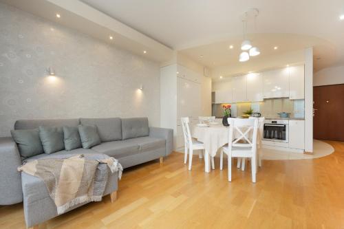 Szulborska 3 przez 5 old