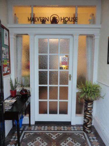 Malvern House – Photos 5