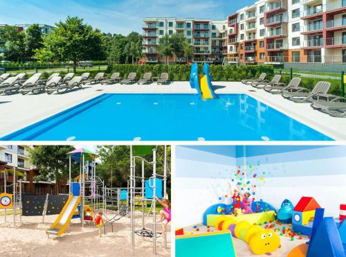 uma piscina com escorrega e um parque infantil em Polanki Park Apartament GOLDEN SurfingBird Kołobrzeg em Kolobrzeg