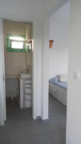 Ένα ή περισσότερα κρεβάτια σε δωμάτιο στο Mary apartment