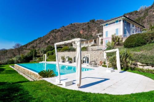 Afbeelding uit fotogalerij van WOW - amazing lake view! in Salò