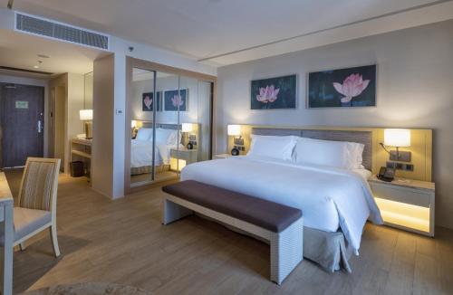 Cama o camas de una habitación en Dusit Thani Mactan Cebu Resort