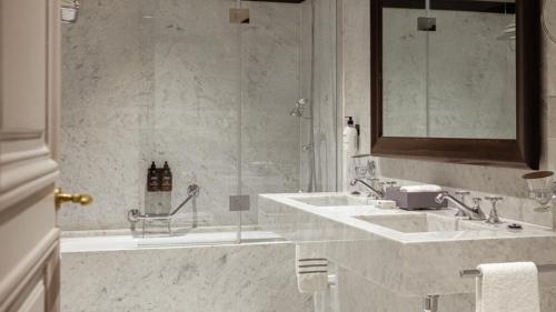Hôtel Lancaster Paris Champs-Elysées photo 34