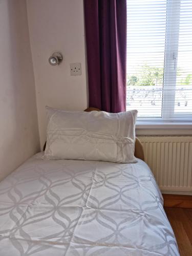 Gallery image of Bealadangan Holiday Home by Trident Holiday Homes in Béal an Daingin