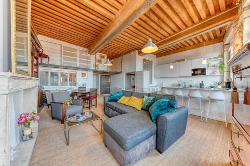 GuestReady - Canut Typique avec vue sur Lyon