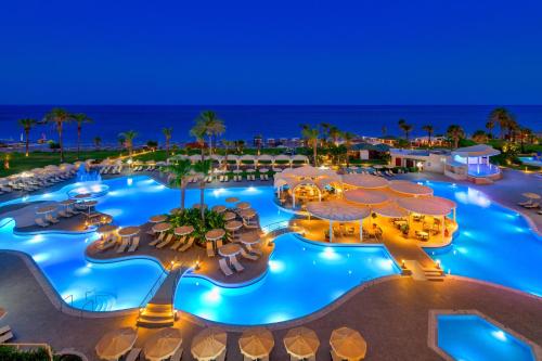Bazén v ubytovaní Rodos Palladium Leisure & Wellness alebo v jeho blízkosti