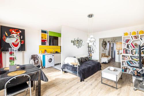 Photo de la galerie de l'établissement GuestReady - Appt spacieux à Asnières-sur-Seine, à Asnières-sur-Seine