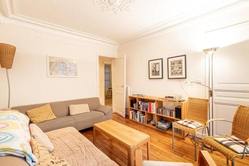 GuestReady - Superb Appt près du Pathéon
