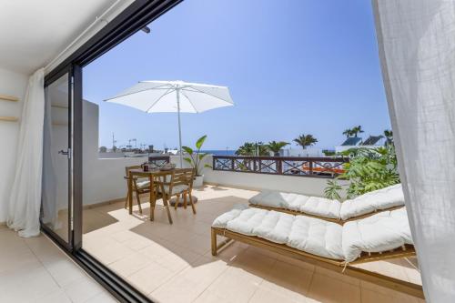 Sea view APT Puerto del Carmen