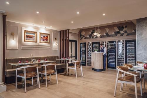 Restaurant ou autre lieu de restauration dans l'établissement Lodore Falls Hotel & Spa