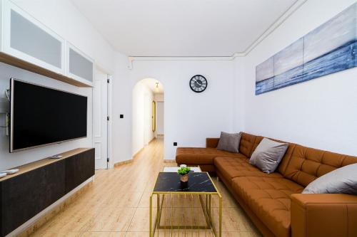 Modern apartment-beach-Aceqion-Torrevieja PMT18