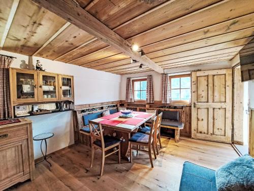 Una cocina o cocineta en Apartment Zur alten Schmiede by Interhome