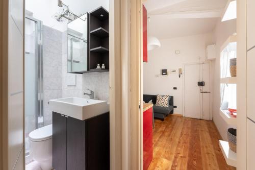 Keys of Italy - GuantoBilo 15 - Unexpensive 1 bedroom flat by the Uffizi
