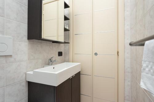 Keys of Italy - GuantoBilo 15 - Unexpensive 1 bedroom flat by the Uffizi