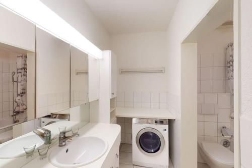 Executive 1 bedroom flat, city center (Hammer 1)