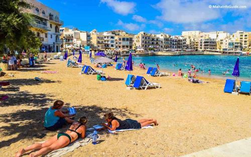 Playa de o cerca de este apartamento