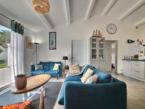 Χώρος καθιστικού στο Holiday Home Le Mimosa by Interhome