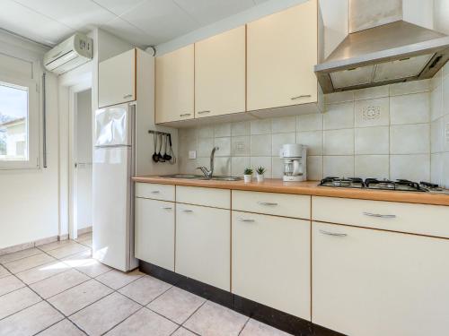 Apartment Muga-5 by Interhome