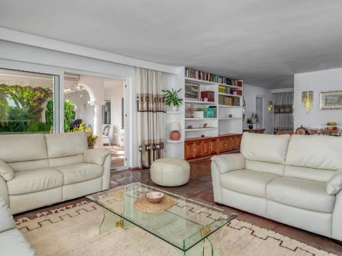 Holiday Home Villa Alcornoque by Interhome