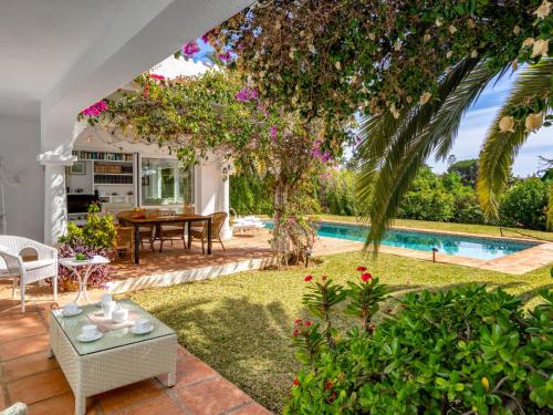 Holiday Home Villa Alcornoque by Interhome