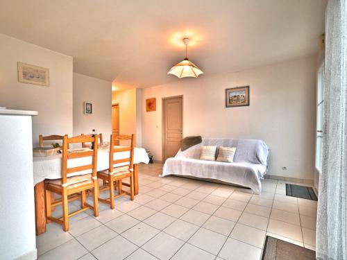 Postel nebo postele na pokoji v ubytování Holiday Home Domino by Interhome