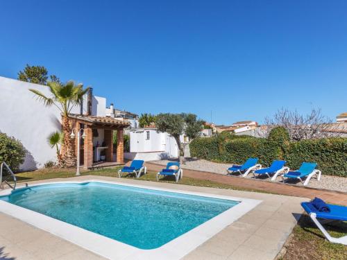 Πισίνα στο ή κοντά στο Holiday Home Cataluña by Interhome