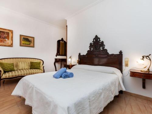 Ένα ή περισσότερα κρεβάτια σε δωμάτιο στο Holiday Home Cataluña by Interhome