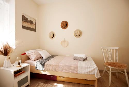 Postel nebo postele na pokoji v ubytování Silvermoon Apartment
