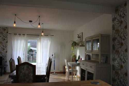 Una cocina o cocineta en Le Petit Saule - Gîte entre Beauval et Chenonceau