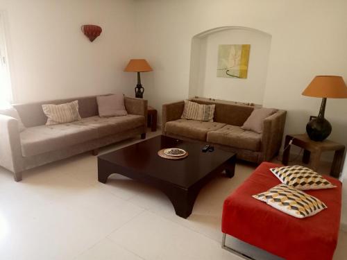 Ruang duduk di Villa Fatma Midoun