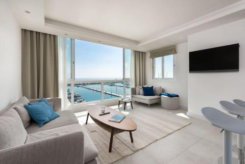 Best views Frontline Puerto Banús Apartment