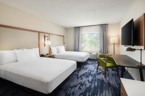 Fairfield by Marriott Inn & Suites Orlando at Millenia Image