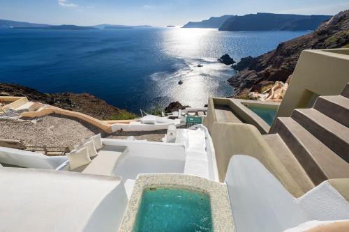 Gallery image of SEACREST VILLA-VOLCANO VIEW in Oia