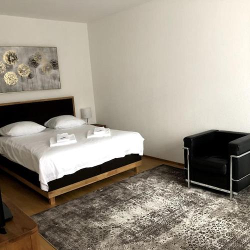 Foto Nice 1BR flat - city center with balcony - West3 1