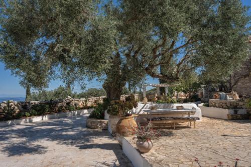 Giardino di Louiza - Luxury Stone Villa