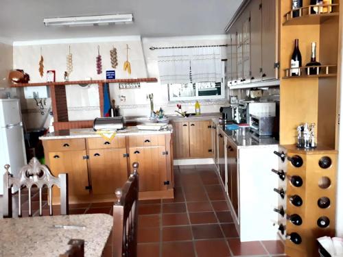 Gallery image of Spacious House in Encarnação with Garden & Terrace in Encarnação