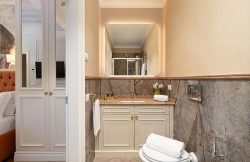 Palazzo Pazzi Vitali by Geco Vacation Rentals photo 61